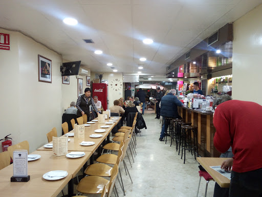 DELIRIUM - Bar - Restaurante - Cafetería - Tapas