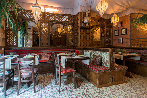 Aladdin, Restaurante Arabe