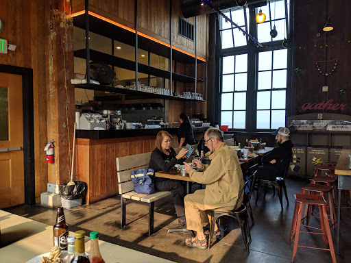Queen's Louisiana Po-Boy Cafe