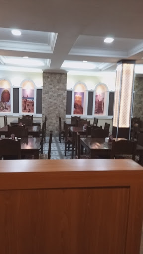 مطعم و مخبازة السدة للمأكولات العربية