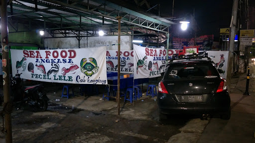 Seafood Angkasa (Pecel lele/ayam & Seafood)