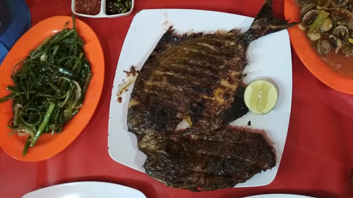 Ahmad Sea Food Lumintu