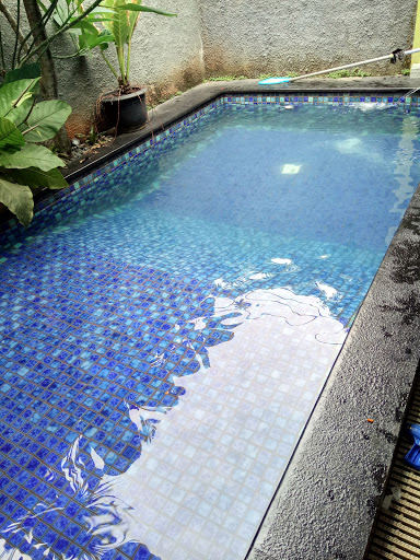 Swimming Pool Idea Magazine