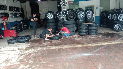 RMB - Toko Velg dan Ban Mobil Bekas Jakarta Selatan