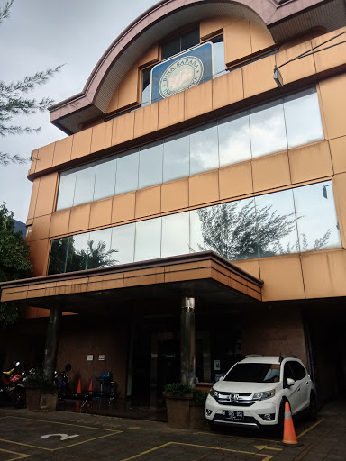 Universitas Bina Sarana Informatika Kampus Dewi Sartika B (UBSI Dewi Sartika 289)