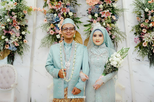 AHFA PICTURE (Wedding Prewedding Photographer East Jakarta)