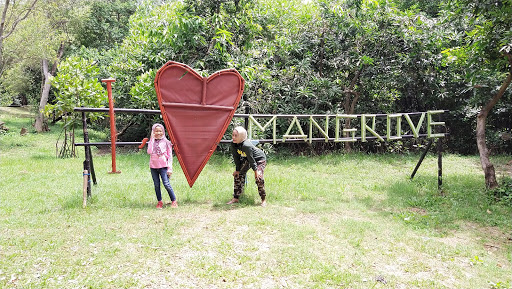 Kawasan Ekowisata Mangrove PIK