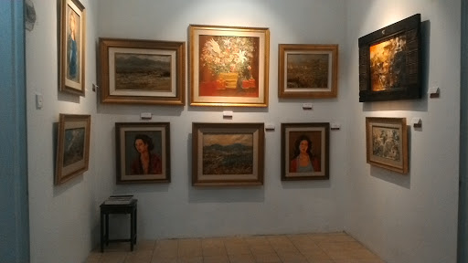 Fine Art Gallery SUPROBOWATI