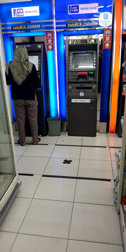 Indomaret & ATM Center