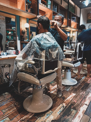 Retrocut Barbershop Puri Indah Mall