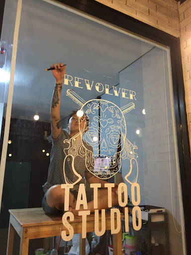 Revolver Tattoo Studio