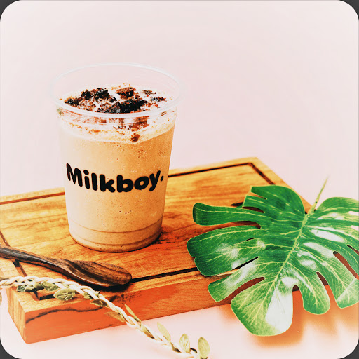 Milkboy. Bar