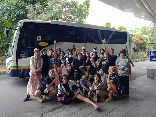 Sewa Bus Pariwisata Jakarta | Bus Suryaputra