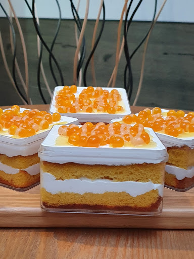 Hanna Dessert Corner - Dessert Box dan Birthday Cake