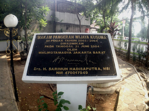 Taman Makam Pangeran Wijaya Kusuma