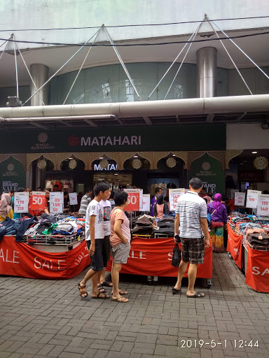 Matahari Department Store (Pasar Baru)