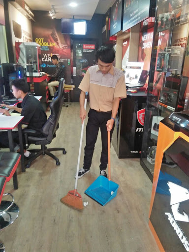 JUS Cleaning - Penyedia Jasa Cleaning Services -Office Boy | Jasa Perawatan Taman