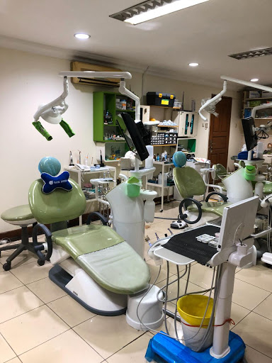 Klinik Sola Gracia / Drg Betty Aswan