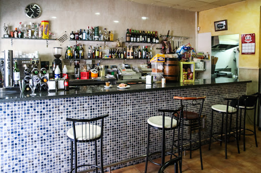 Manolo's Bar