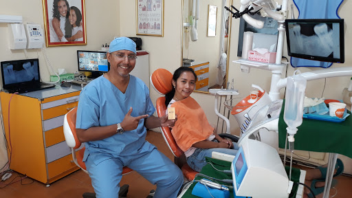 Kemang Dental Implant Center, Dokter Gigi Spesialis Prosthodonti, Dental Implant, Gigi Palsu