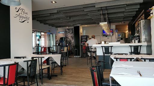 Cafe Bar Alban24
