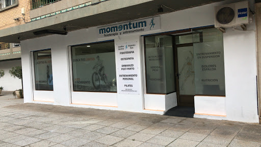 momentum fisioterapia y entrenamiento, Avenida Cervantes. Granada