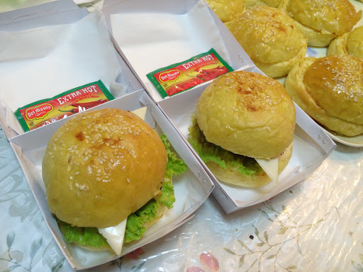 Losari Mini Burger & Hotdog