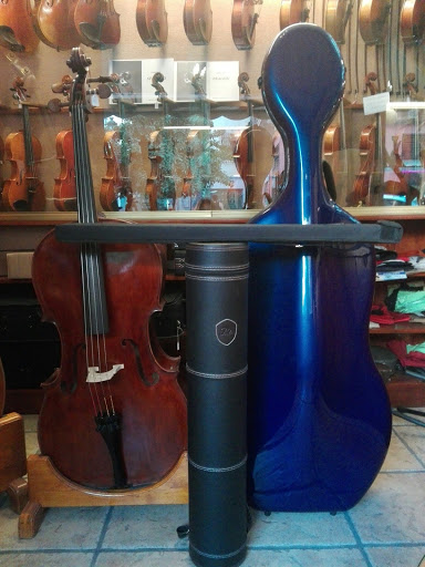 Tienda Taller de Instrumentos de Cuerda / Luthier