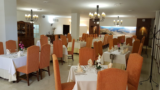 Los Cerezos Complejo Hostelero, Restaurante, Hotel, Salón de Celebraciones