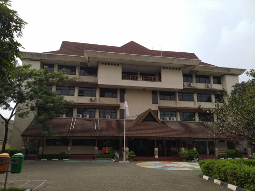 Kantor Kecamatan Mampang Prapatan