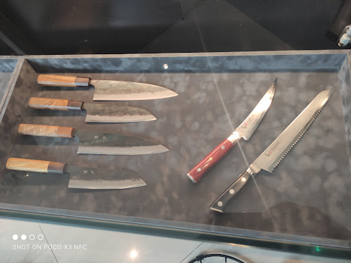 Shinsei Japanese Kitchen Knives and Accessories