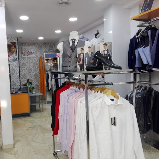 Conecta Moda Joven | Tienda de trajes Granada Centro