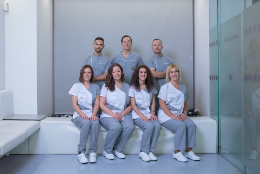 Clínica Dental en Granada - CESADENT
