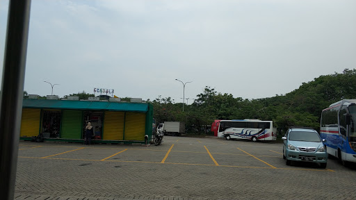 Parkir Bus Area