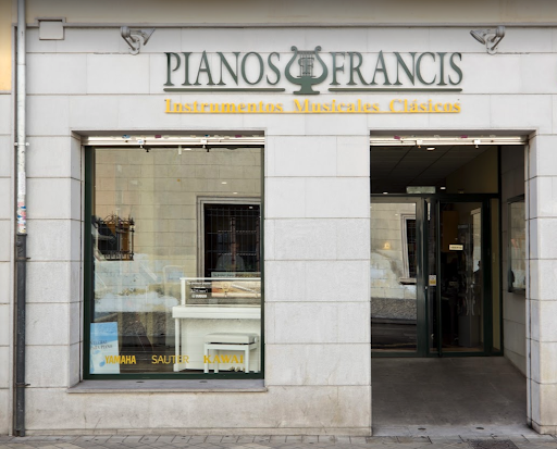 Pianos Francis Granada