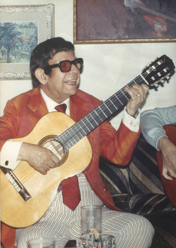 Juan Miguel Carmona - GUITARRERO -