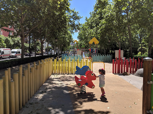 Parque Infantil Paseo De La Bomba