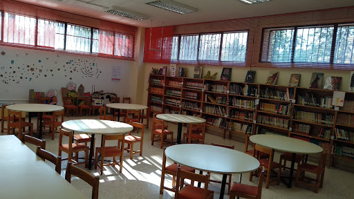 Biblioteca Miguel Hernandez