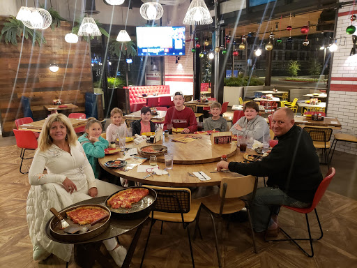 Scottsdale AZ - Lou Malnati's Pizzeria
