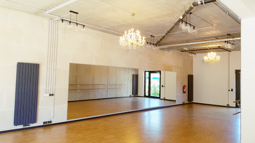 Oiposho Tanzakademie