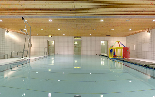 Schwimm- und Sprunghalle im Europasportpark (SSE) - Berliner Bäder