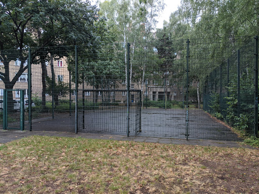 Fußballplatz Innenhof