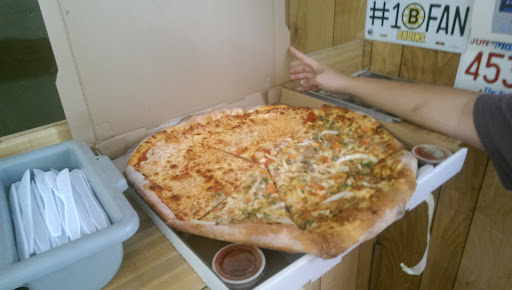 Kaimuki's Boston Pizza