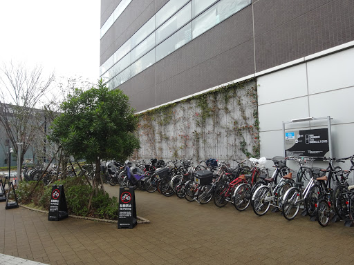 BPARK 新宿フロントタワー 駐輪場