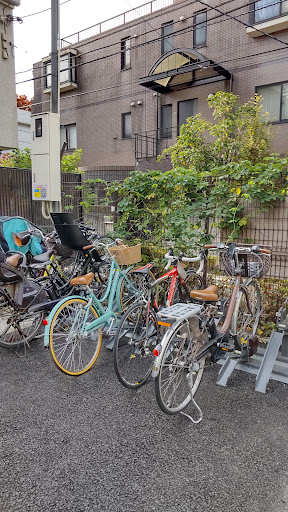 神楽坂駅自転車等駐輪場