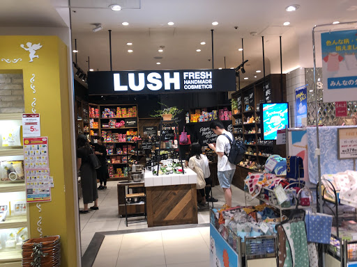 LUSH 上野ﾏﾙｲ店