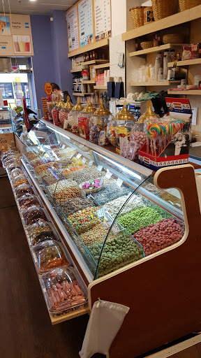 Nuts & Co sweet store