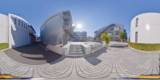 東京工芸大学 中野図書館