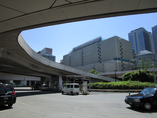 新宿駅西口(京王側)優良タクシー乗り場