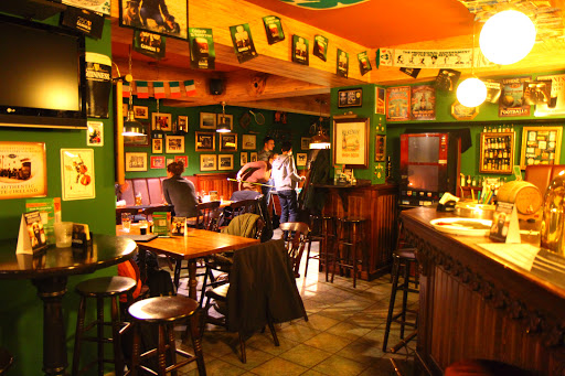 The Double Inn (Irish-Scottish Pub)